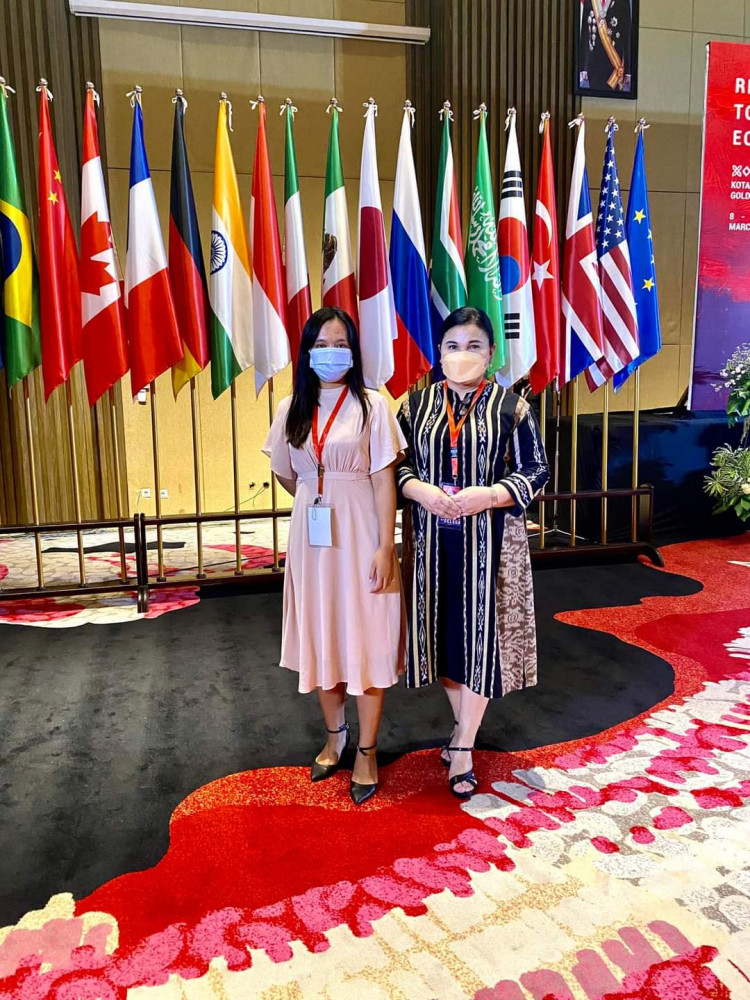 Foto Luar Biasa: Gubernur Khofifah Terima Rekomendasi DPRD Jatim Terhadap LKPj Tahun 2021