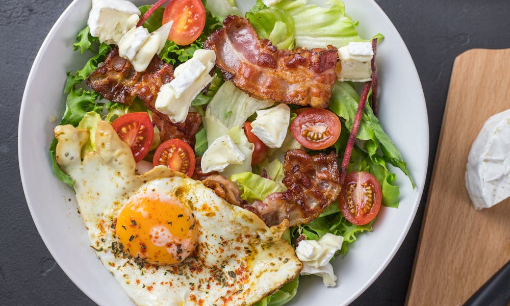 A Mouthwatering Salad on a Bowl .pexels